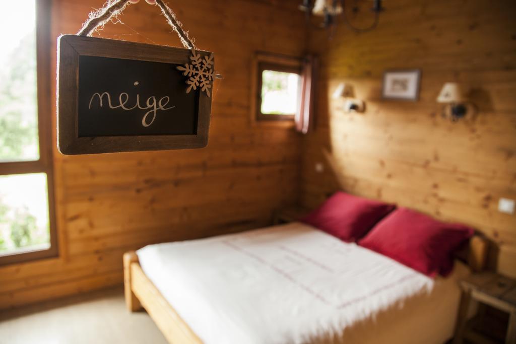 Chalet La Ferme De Noemie Mercury-Gémilly الغرفة الصورة