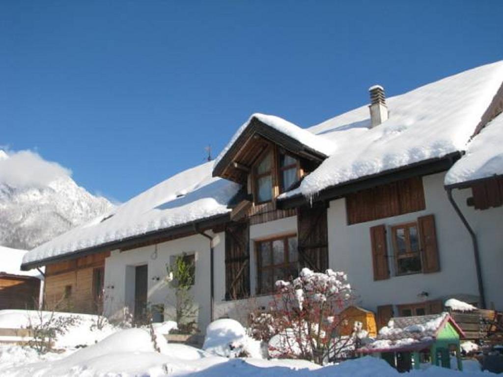 Chalet La Ferme De Noemie Mercury-Gémilly الغرفة الصورة